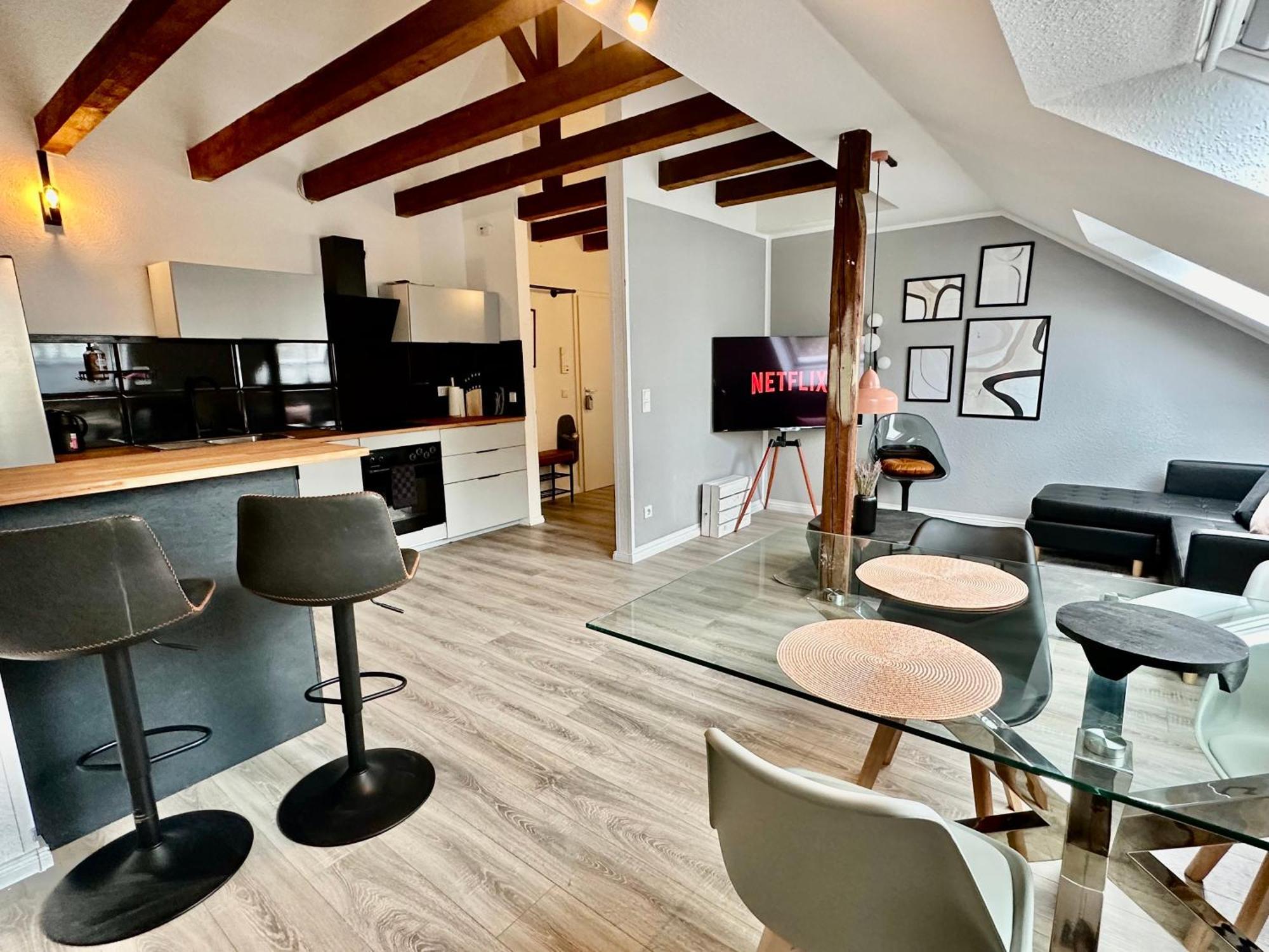 Stilvoll Im Zentrum Balken Loft Apartment โบคุห์ม ภายนอก รูปภาพ