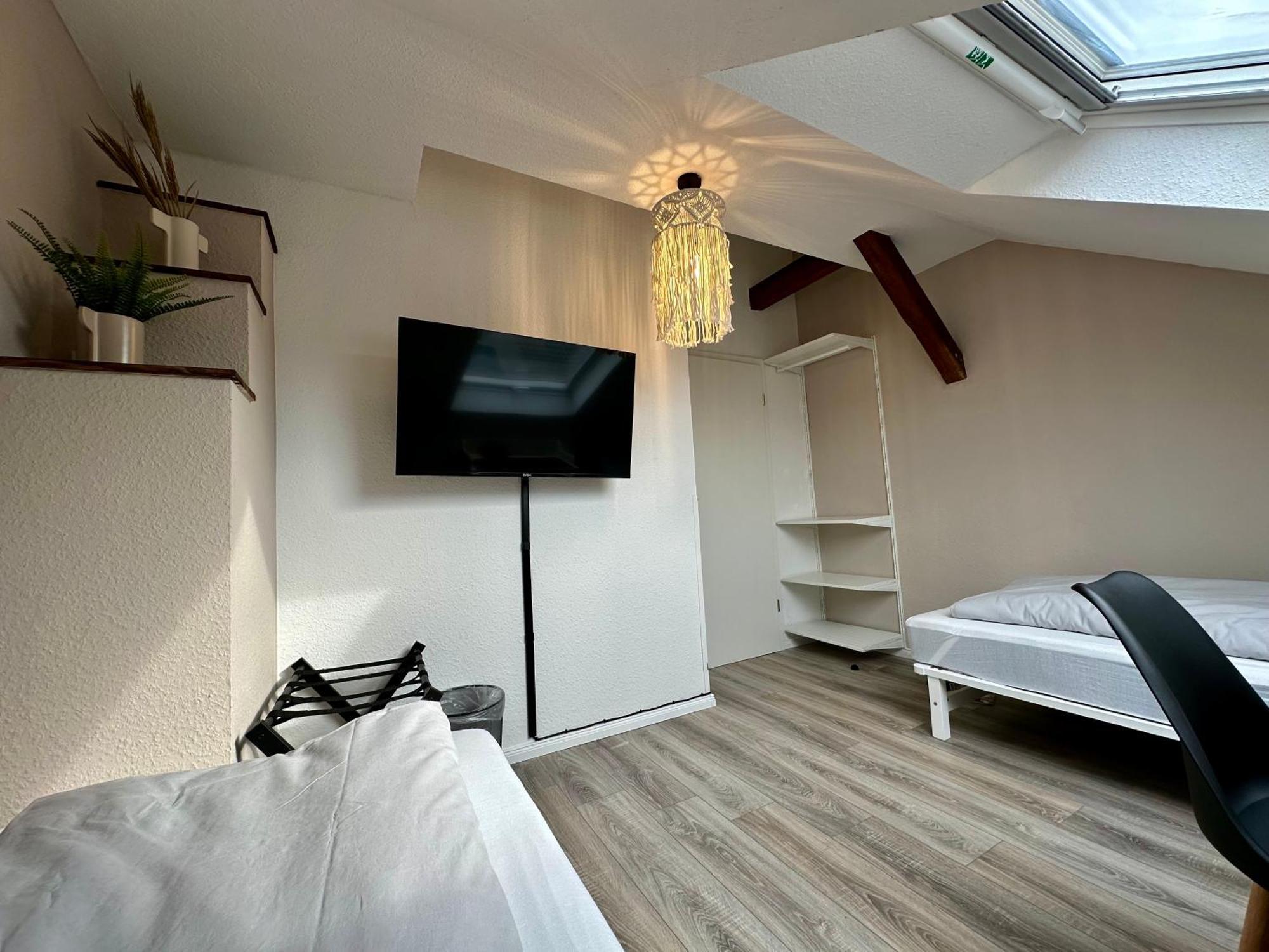 Stilvoll Im Zentrum Balken Loft Apartment โบคุห์ม ภายนอก รูปภาพ